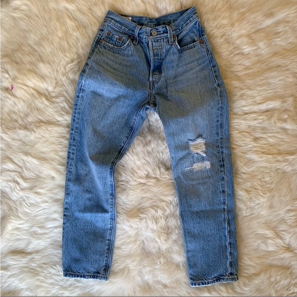 Levi's 501 Jeans - Picture 2 of 6